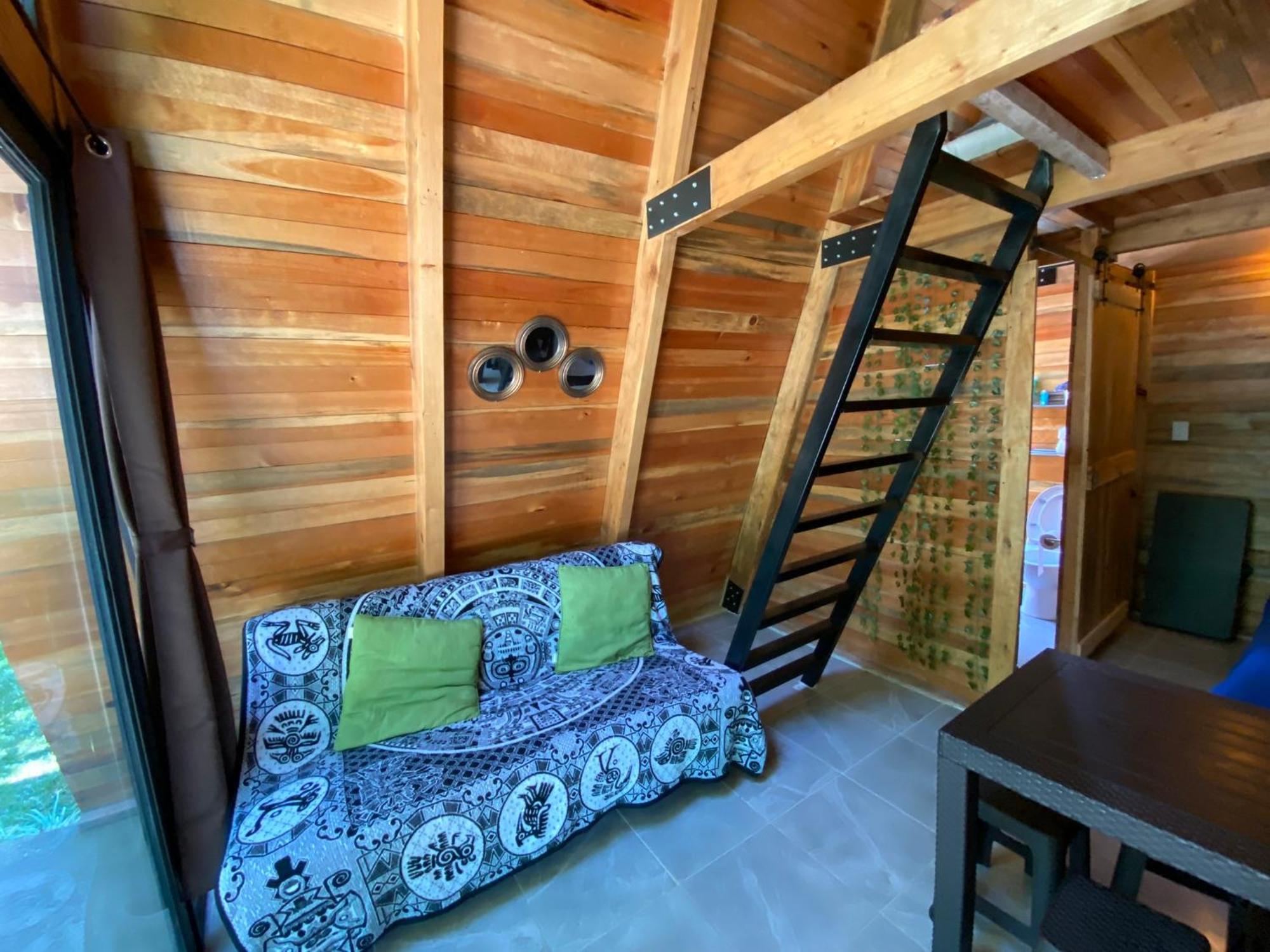 Cabanas Alpina, Romantica Y Acogedora A 10 Minutos Del Centro 迪坡斯特兰 外观 照片