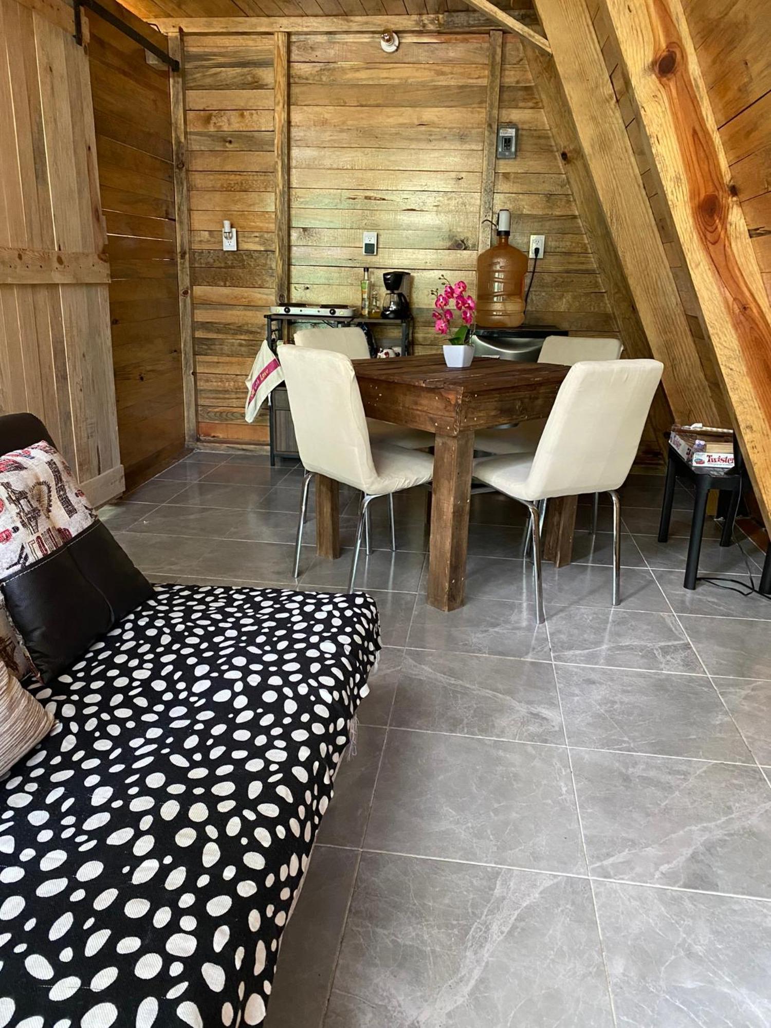 Cabanas Alpina, Romantica Y Acogedora A 10 Minutos Del Centro 迪坡斯特兰 客房 照片