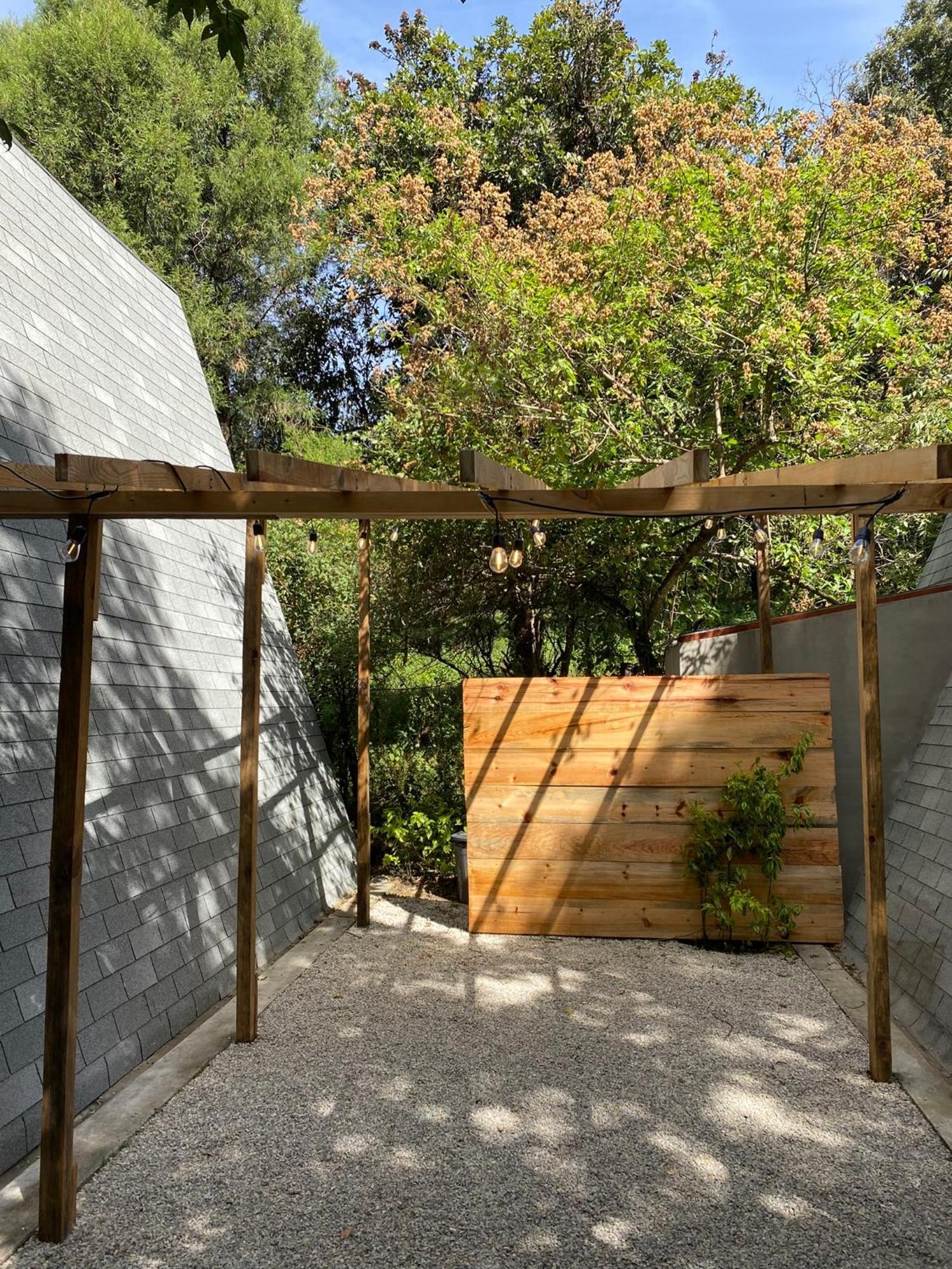Cabanas Alpina, Romantica Y Acogedora A 10 Minutos Del Centro 迪坡斯特兰 外观 照片