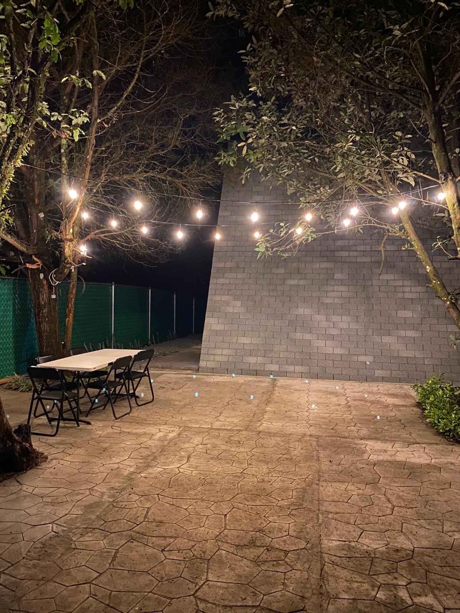 Cabanas Alpina, Romantica Y Acogedora A 10 Minutos Del Centro 迪坡斯特兰 外观 照片